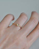 婚約指輪 朝つゆ