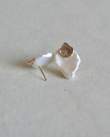 花びら ピアス