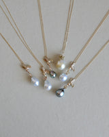 ハチドリと宝物　チャーム　タヒチ真珠