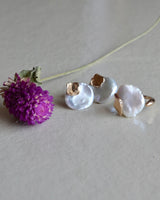 花びら ピアス