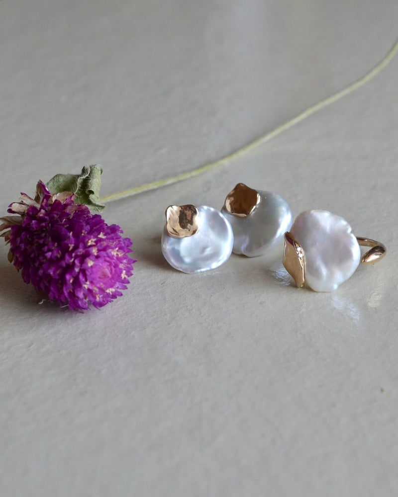 花びら ピアス