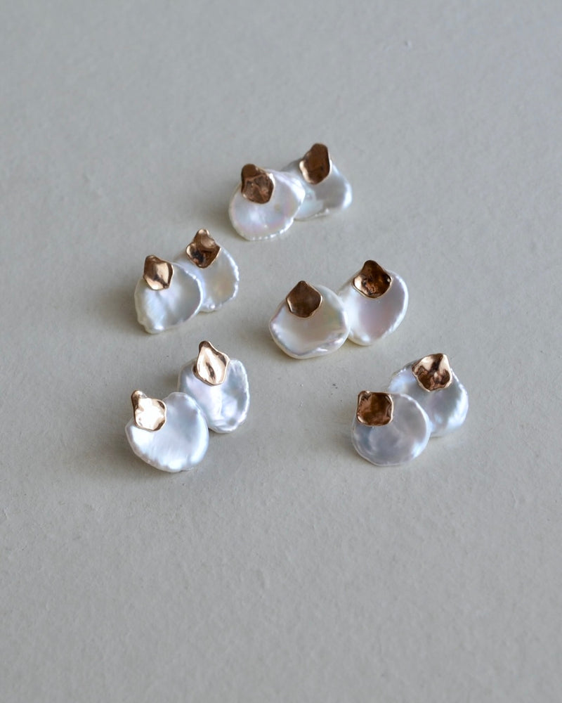 花びら ピアス