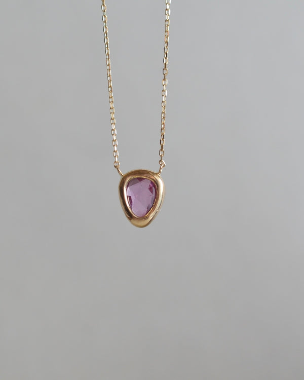 オアシス　ネックレス ピンクサファイア