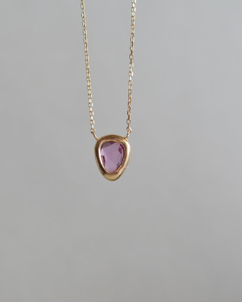 オアシス　ネックレス ピンクサファイア