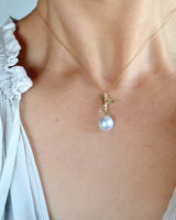ハチドリと宝物　ネックレス　ジャスミン南洋真珠