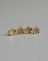 梅 ピアス