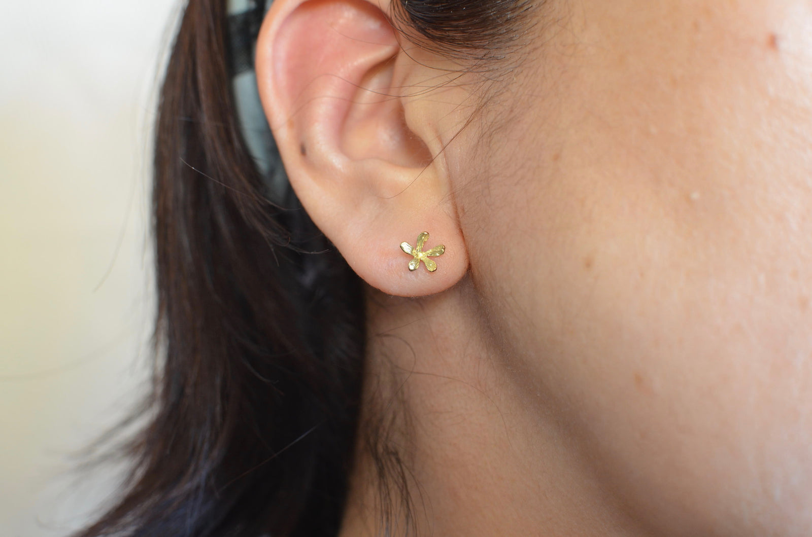 クアラントット Jasmine Mini ジャスミン ミニ ピアス 片耳 IMG_4114